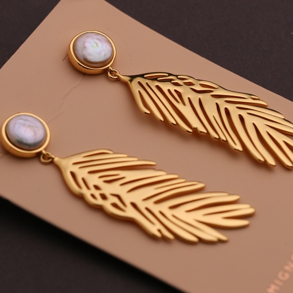 Mignonne Gavigan Cooper Pearl Palm Earrings NWOT - Picture 7 of 10